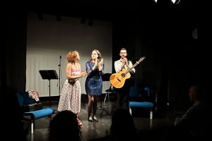 03 Votate La Regina Donne Consapevolezza Spettacoli Teatrali Collettivo Crisi Collettiva Bologna Compagnia Verticale