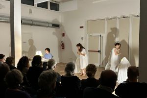 04 Rassegna Robe Da Matti Spettacolo Teatrale Autentica Collettivo Crisi Collettiva