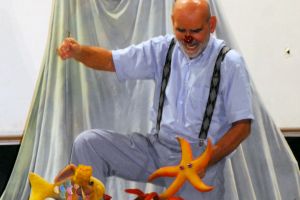 12 Spettacolo Infanzia Tema Acqua Storia Spettacoli Teatrali Collettivo Crisi Collettiva Compagnia Teatro Bambini Zaro Teatro Scivolando Onde