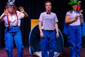 21 Foto Spettacolo Pinocchio Mangia Spaghetti Alla Bolognese Spettacoli Teatrali Collettivo Crisi Collettiva Bologna Compagnia Teatro Verticale