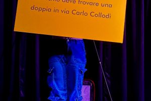 22 Foto Spettacolo Pinocchio Mangia Spaghetti Alla Bolognese Spettacoli Teatrali Collettivo Crisi Collettiva Bologna Compagnia Teatro Verticale