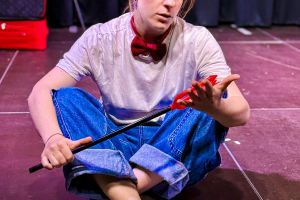 26 Foto Spettacolo Pinocchio Mangia Spaghetti Alla Bolognese Spettacoli Teatrali Collettivo Crisi Collettiva Bologna Compagnia Teatro Verticale