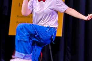 28 Foto Spettacolo Pinocchio Mangia Spaghetti Alla Bolognese Spettacoli Teatrali Collettivo Crisi Collettiva Bologna Compagnia Teatro Verticale