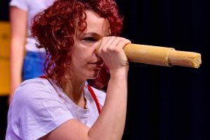 31 Foto Spettacolo Pinocchio Mangia Spaghetti Alla Bolognese Spettacoli Teatrali Collettivo Crisi Collettiva Bologna Compagnia Teatro Verticale
